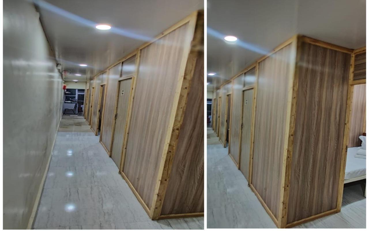 Royal Cabin Stay มุมไบ ภายนอก รูปภาพ